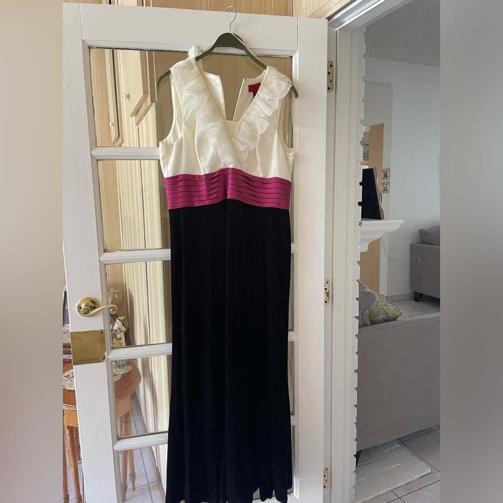 JS Collections Velvet dress- black, white,  pink evening gown  - sz 16